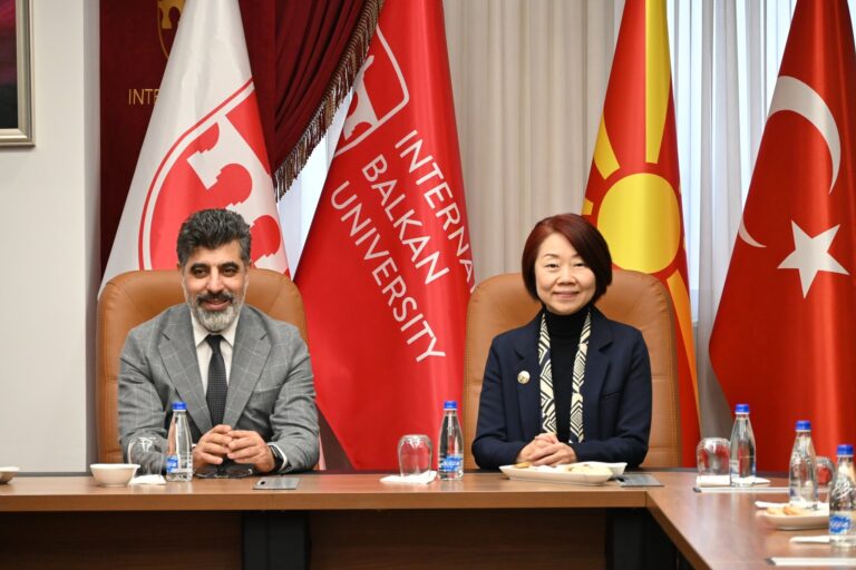 Çin Halk Cumhuriyeti Büyükelçisi Jiang Xiaoyan Üniversitemizi Ziyaret Etti